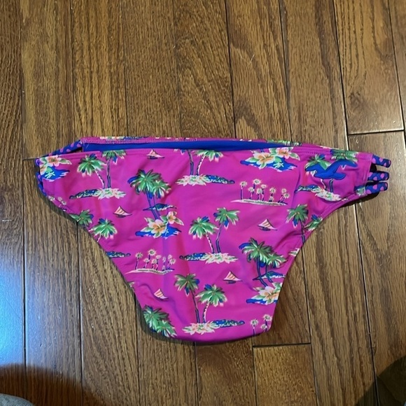 Hollister | Tropical Hawaiian Pink Bikini Size M-top L-bottom Swim Beach Pool - Picture 2 of 9